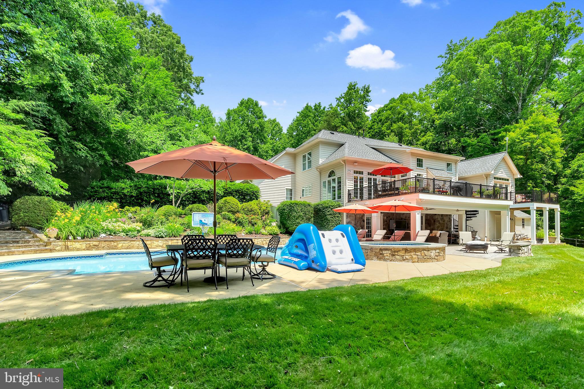 BALMORAL GREENS - Residential