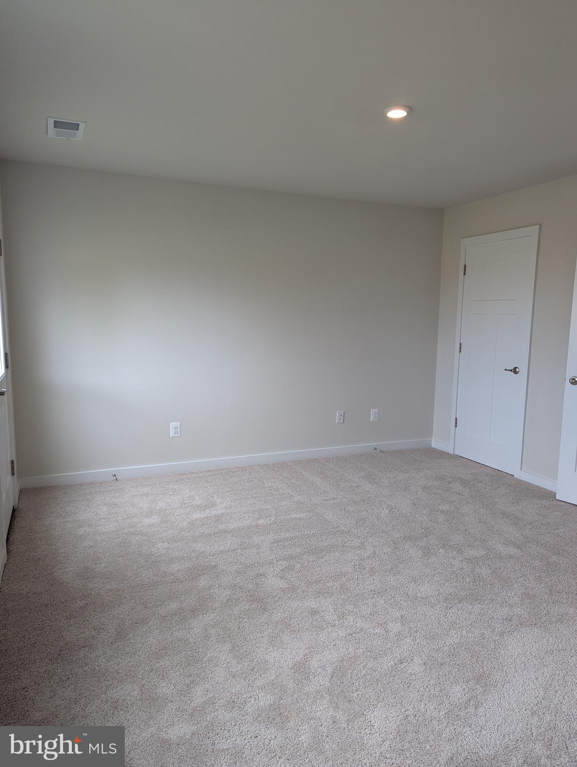 SOUTH BROOK - Residential Lease