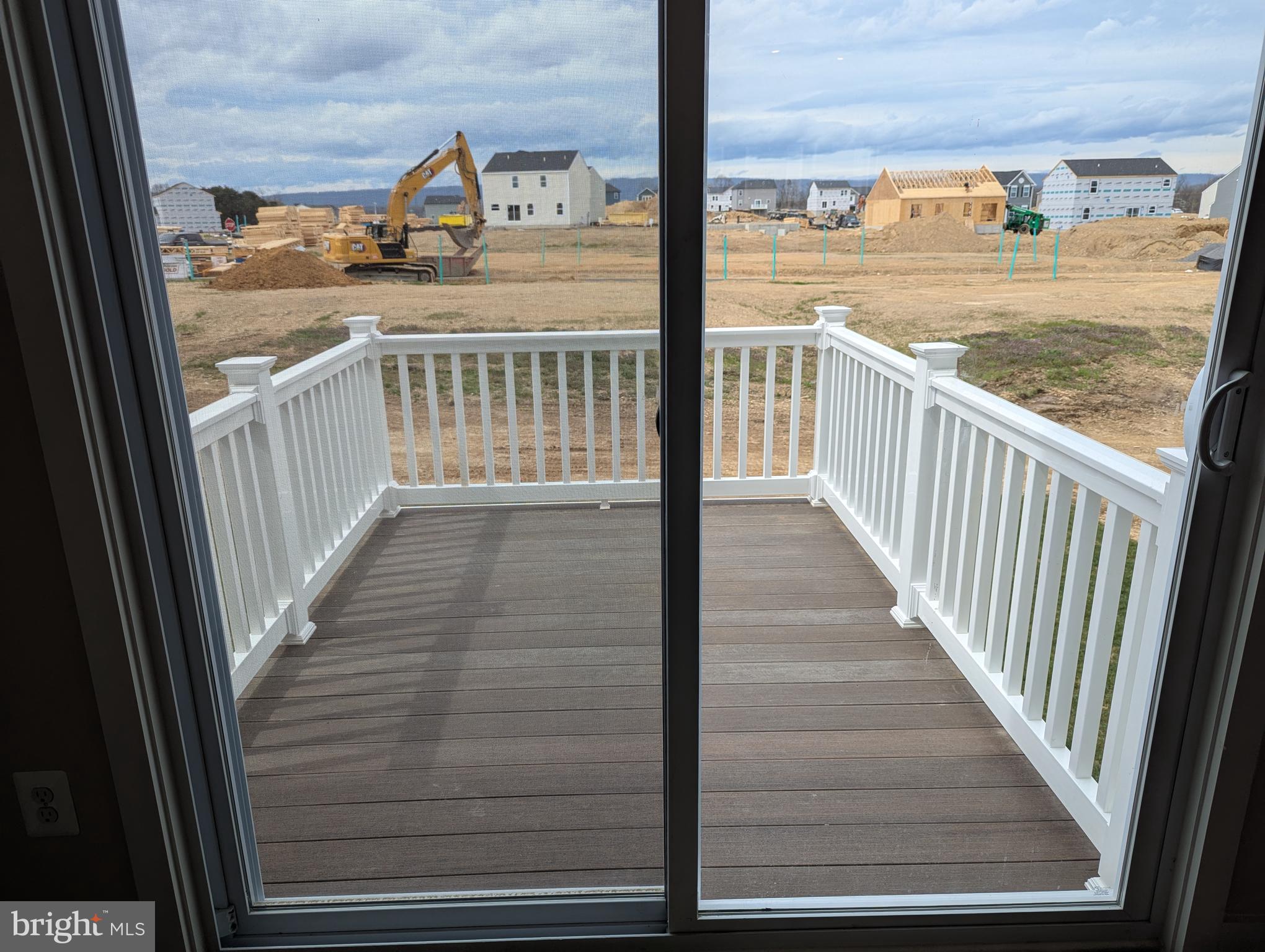 SOUTH BROOK - Residential Lease