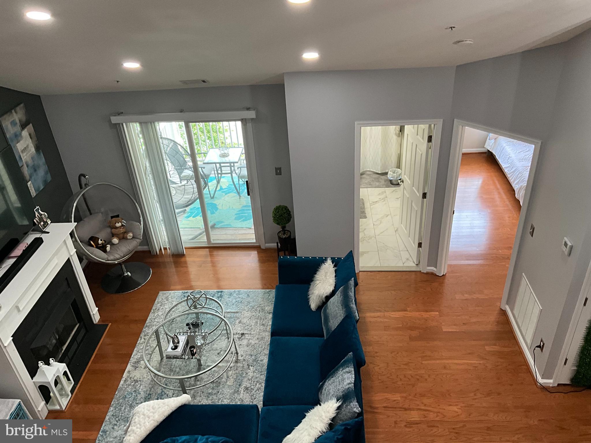 COVINGTON CONDOMINIUMS - Residential