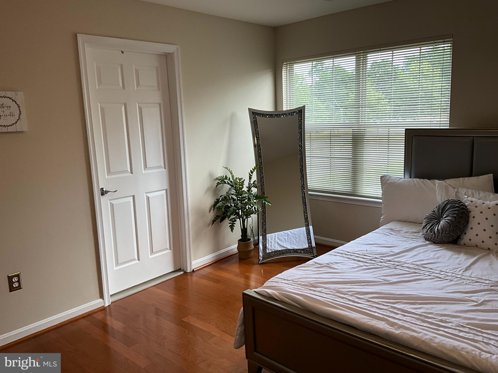 COVINGTON CONDOMINIUMS - Residential