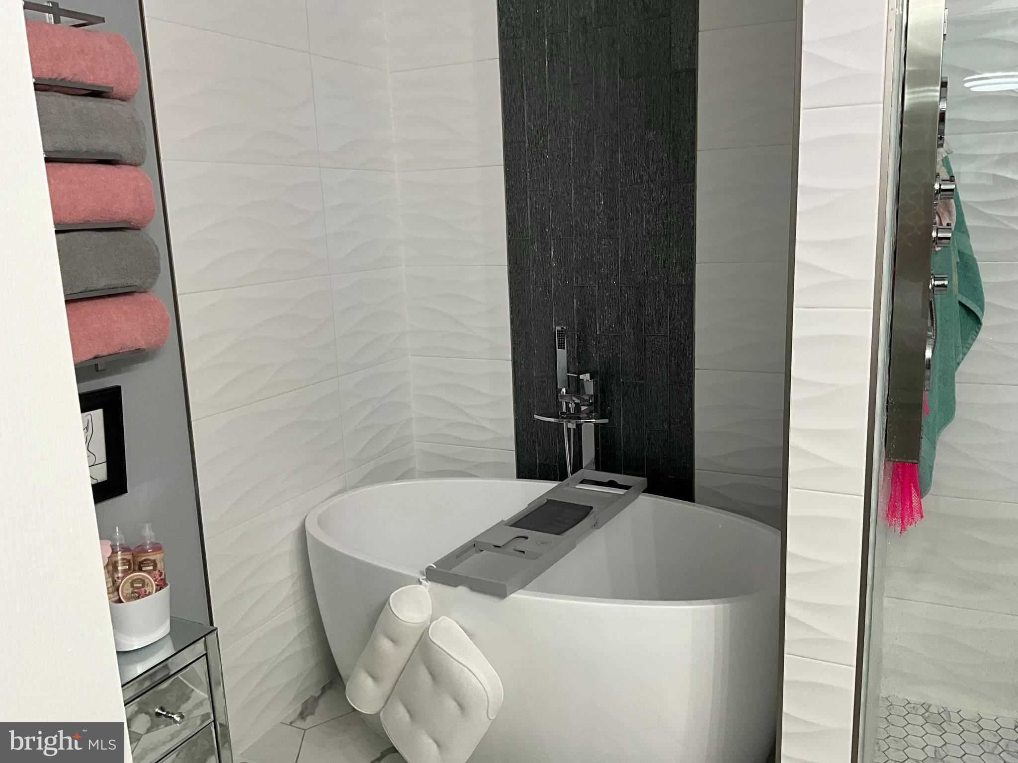 COVINGTON CONDOMINIUMS - Residential