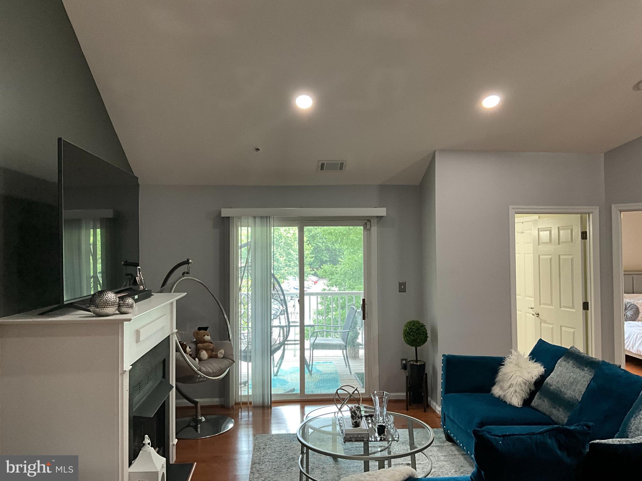 3708 EXCALIBUR COURT 304