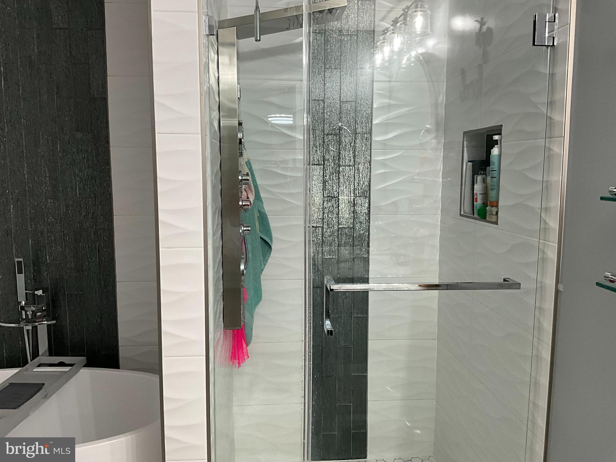 COVINGTON CONDOMINIUMS - Residential