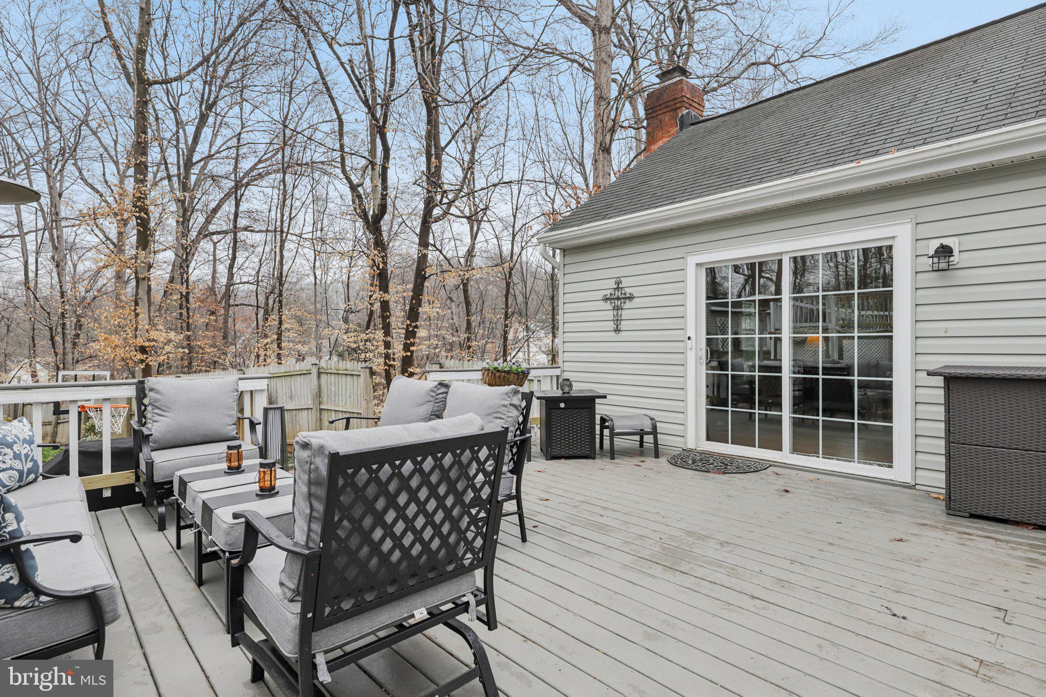 LONGWOOD ESTATES - Residential