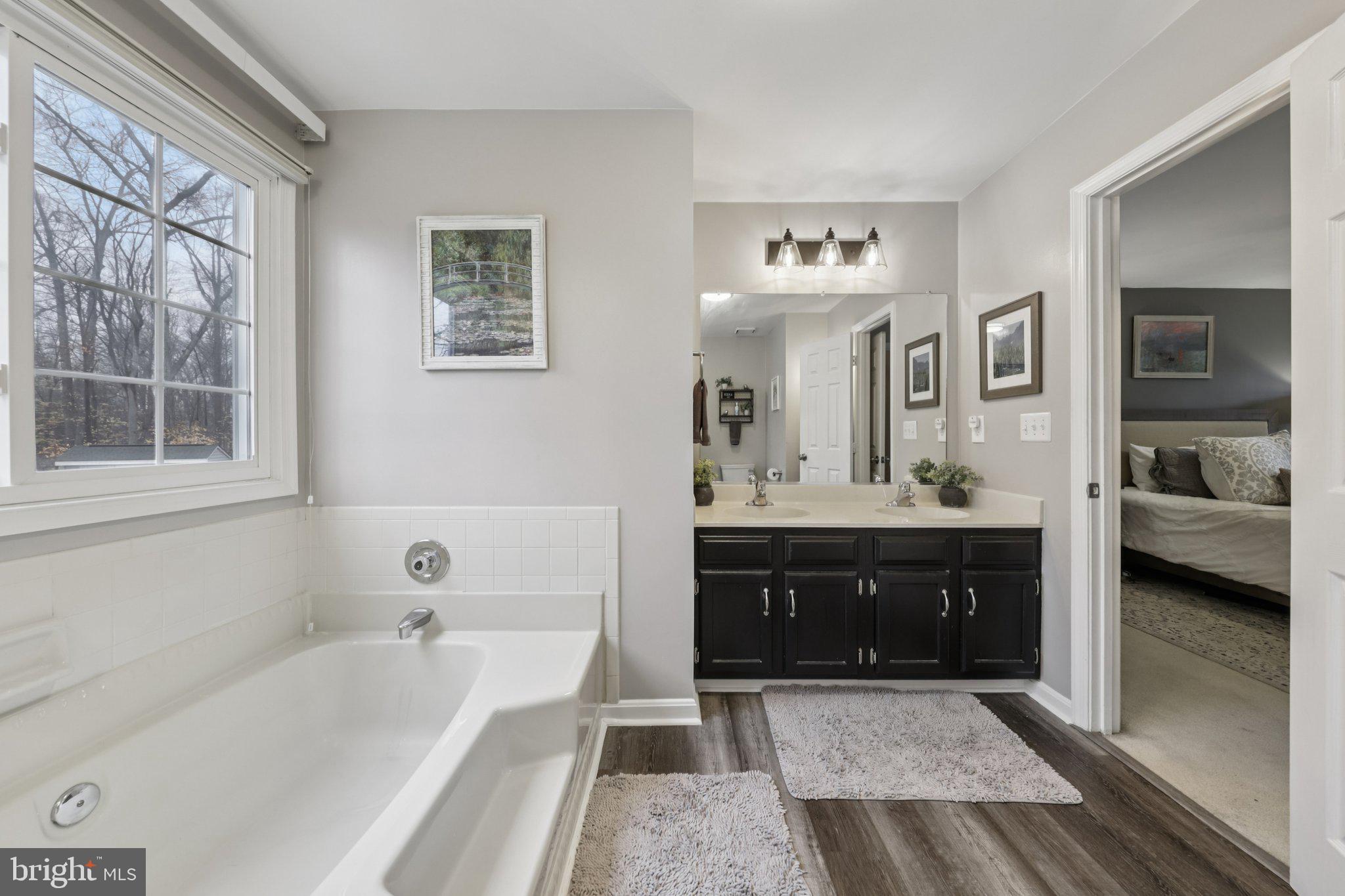 LONGWOOD ESTATES - Residential