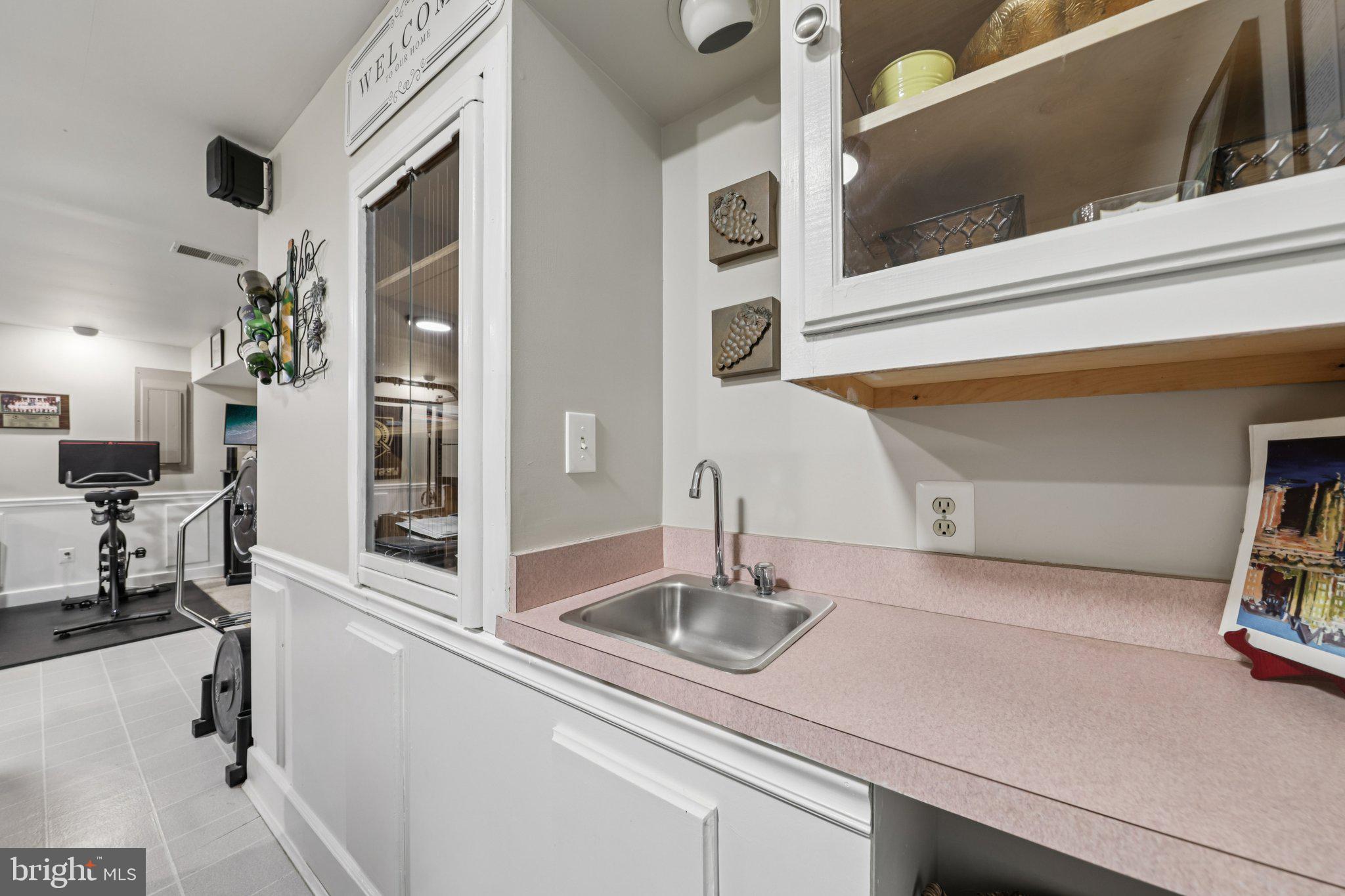 LONGWOOD ESTATES - Residential