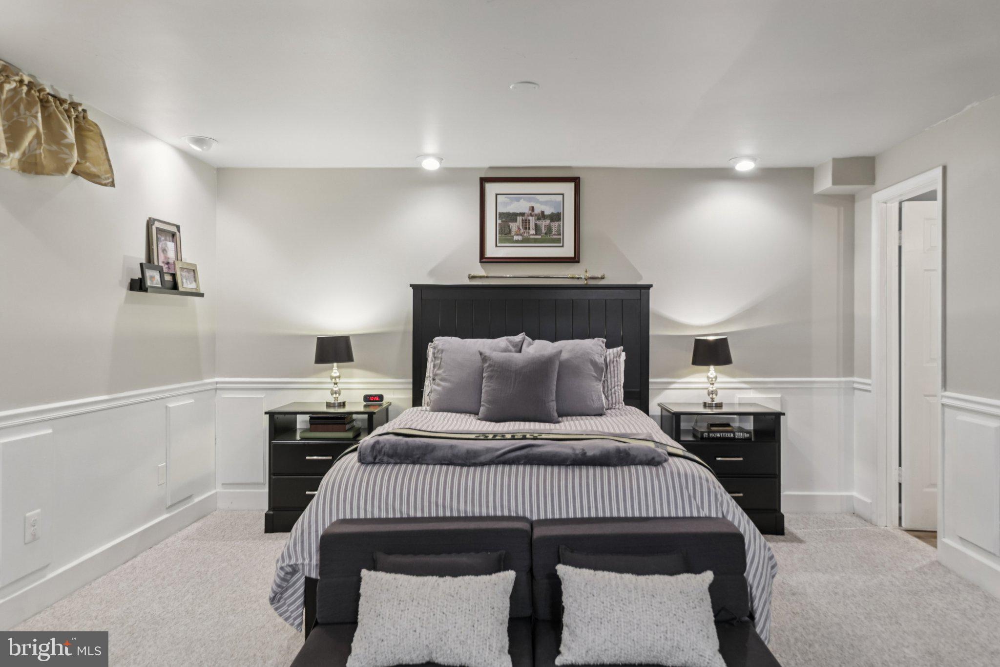 LONGWOOD ESTATES - Residential