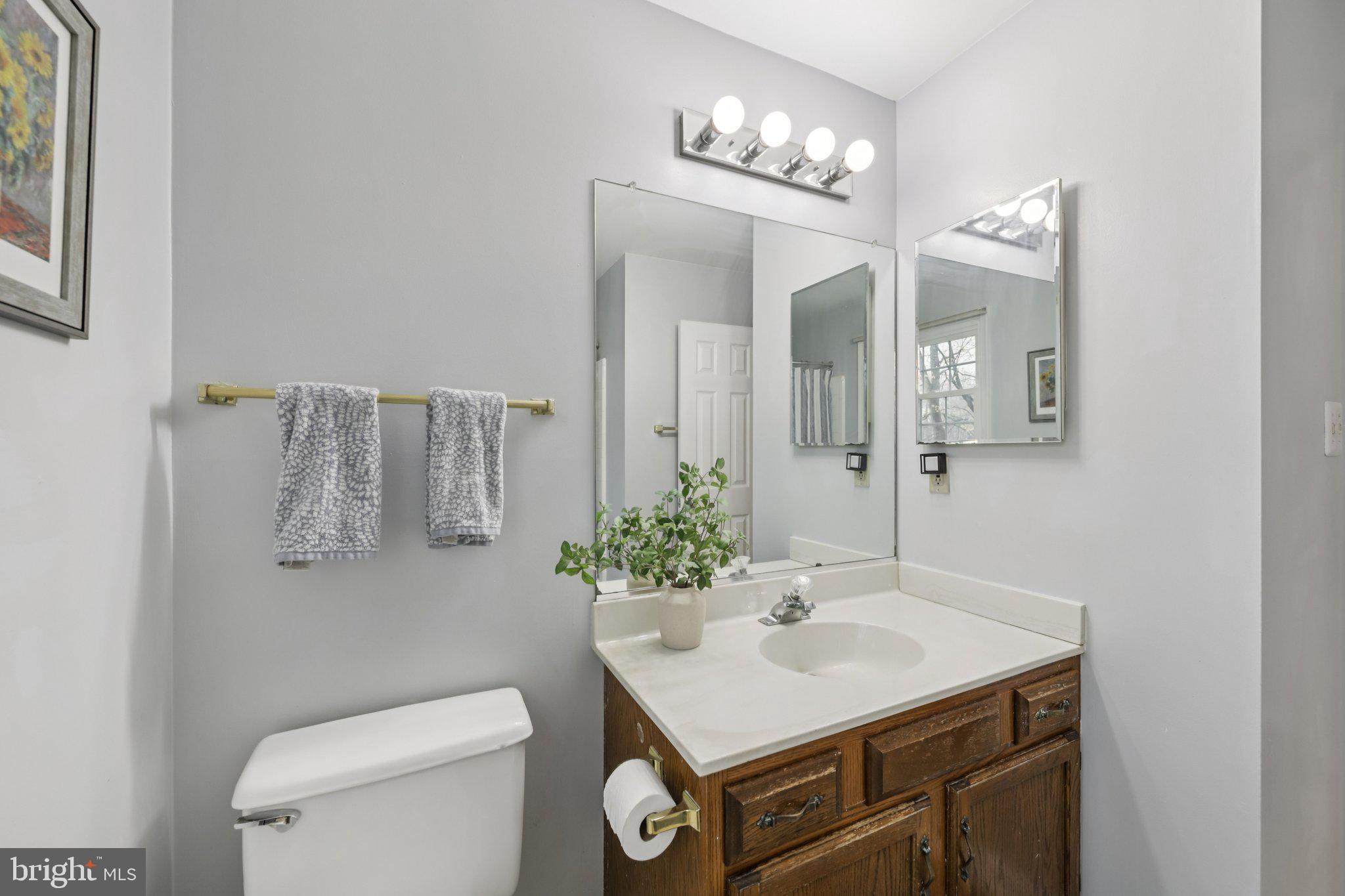 LONGWOOD ESTATES - Residential