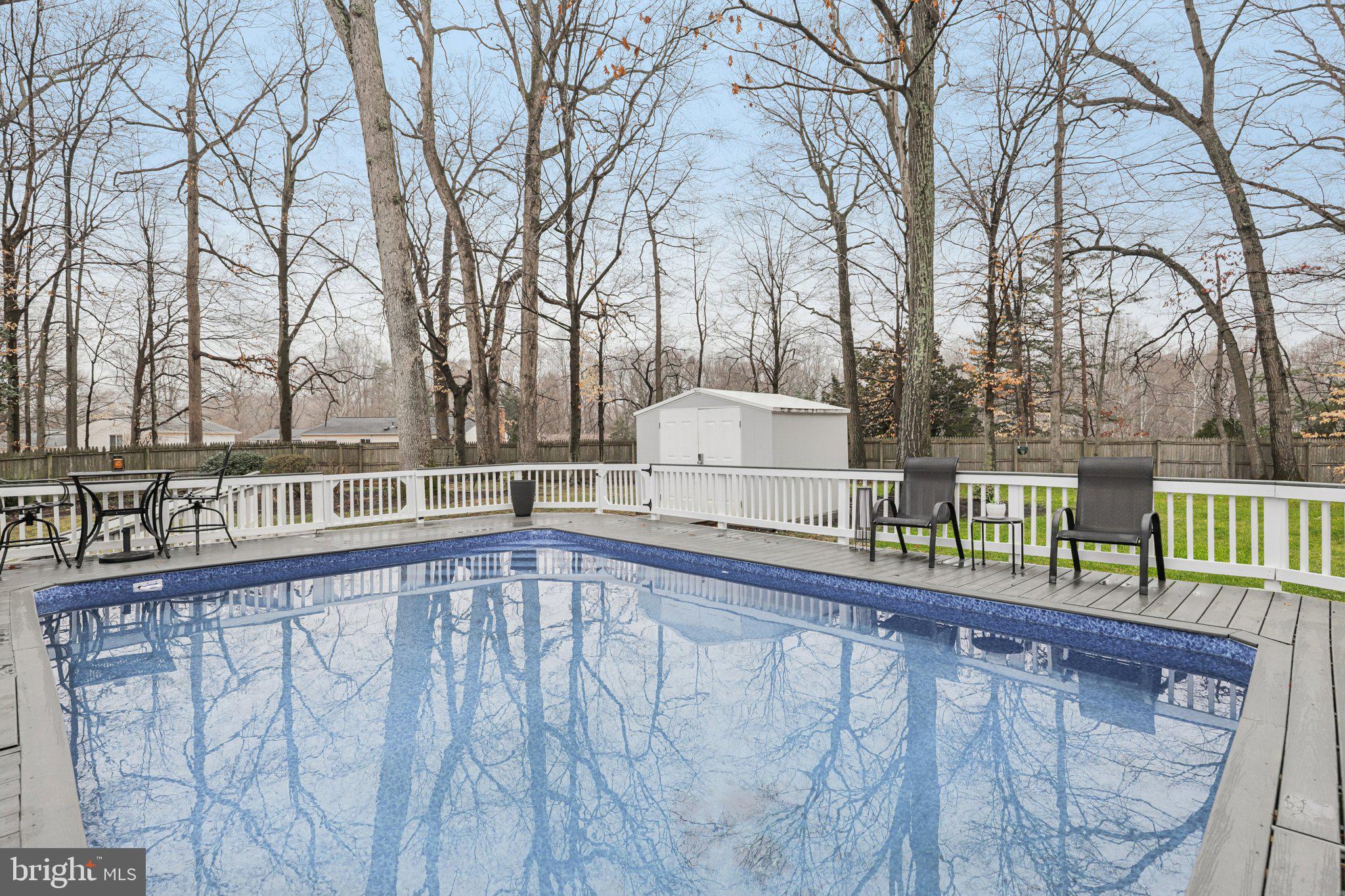 LONGWOOD ESTATES - Residential