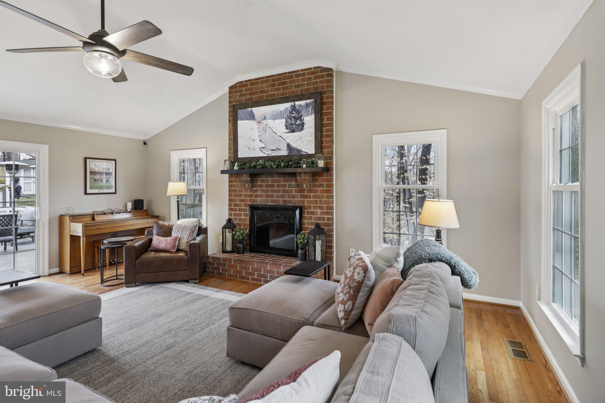 LONGWOOD ESTATES - Residential