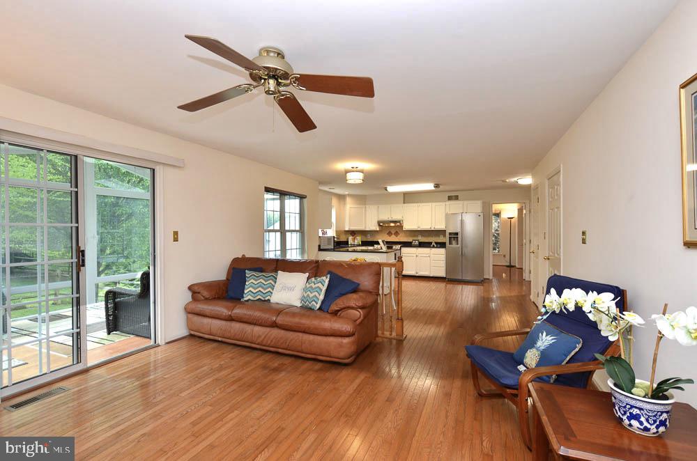 POTOMAC LAKES - Residential