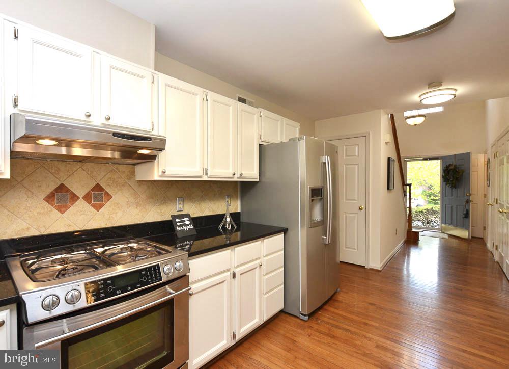 POTOMAC LAKES - Residential