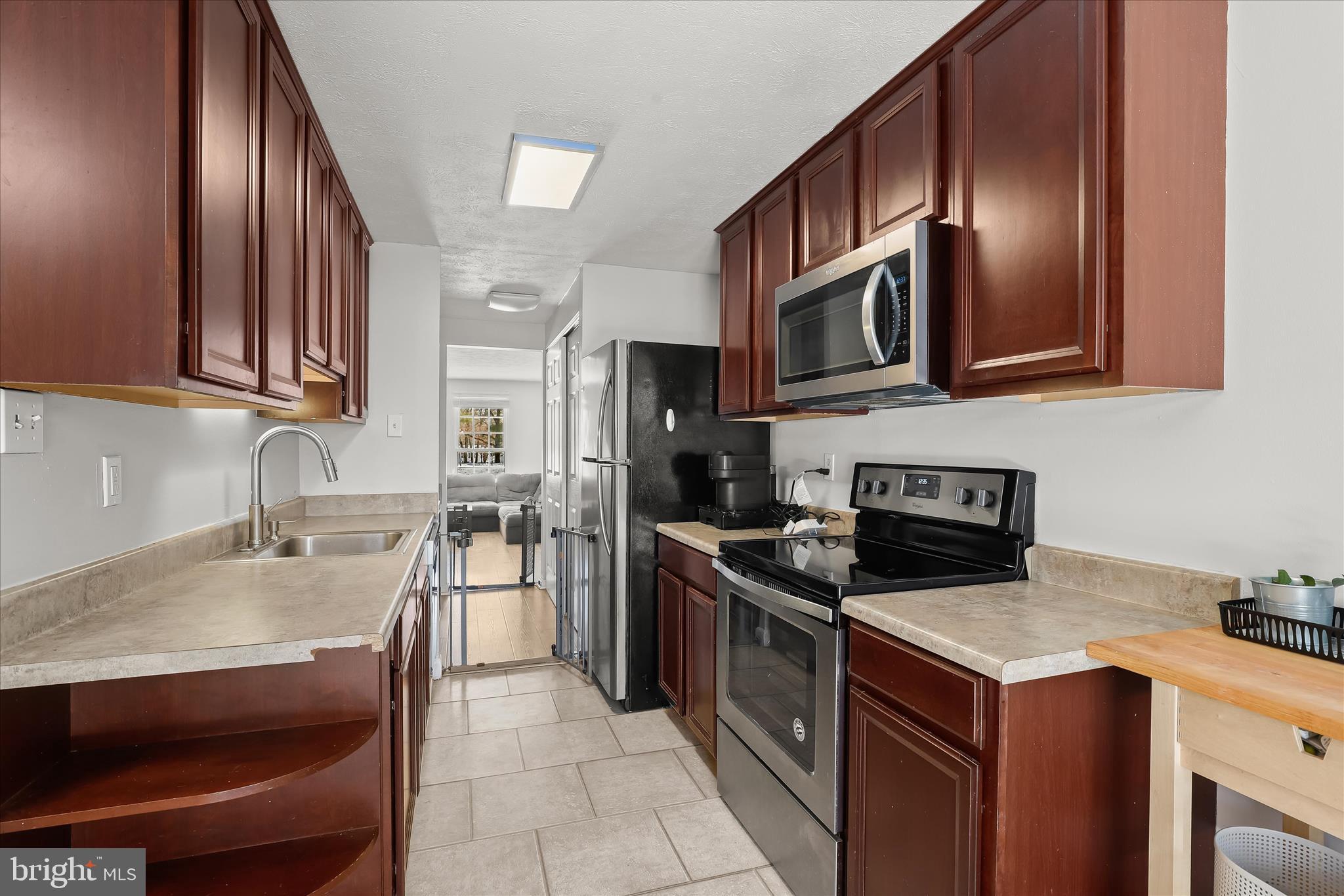 VILLAGE OF OWEN BROWN - Residential