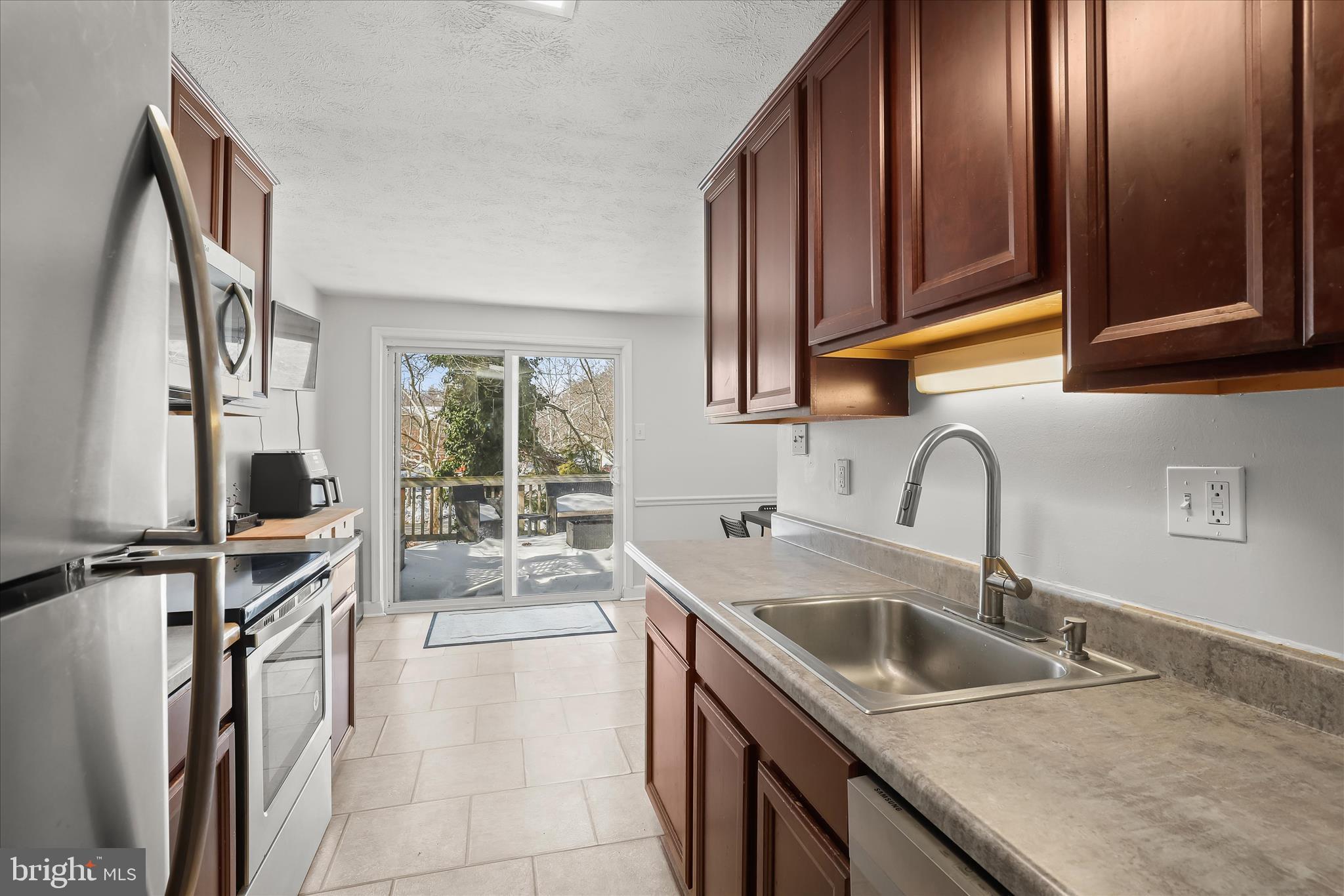 VILLAGE OF OWEN BROWN - Residential