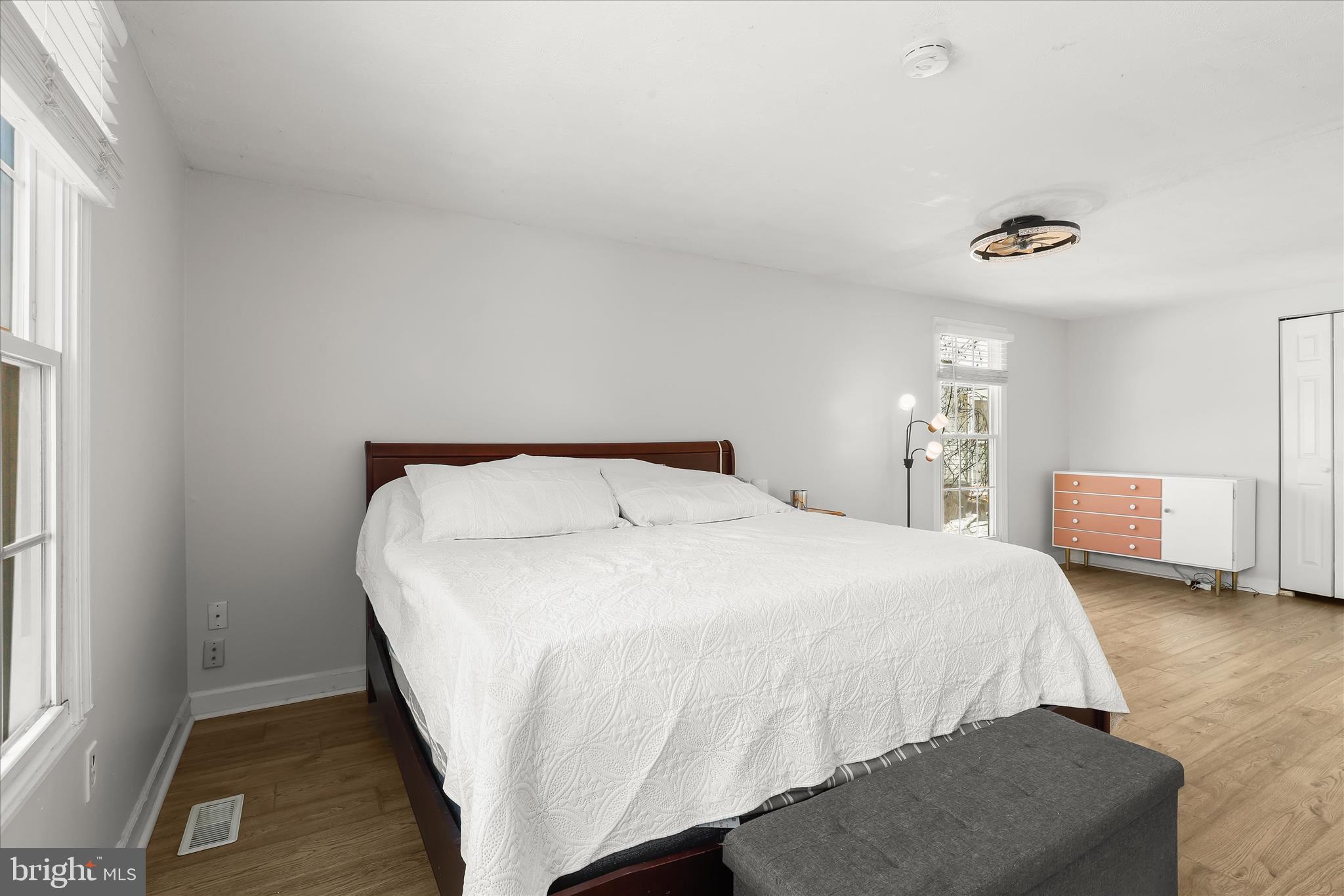 VILLAGE OF OWEN BROWN - Residential