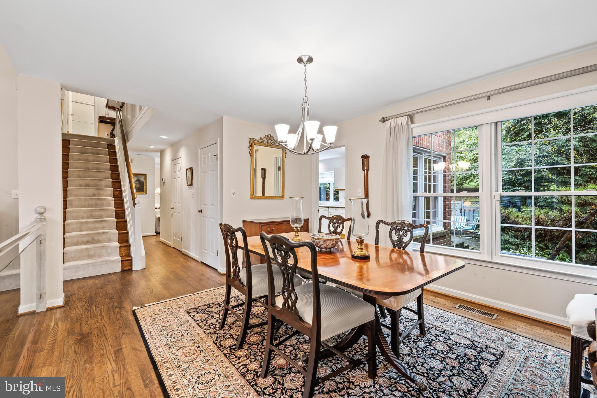 THE MEADOWS OF GREEN SPRING - Residential