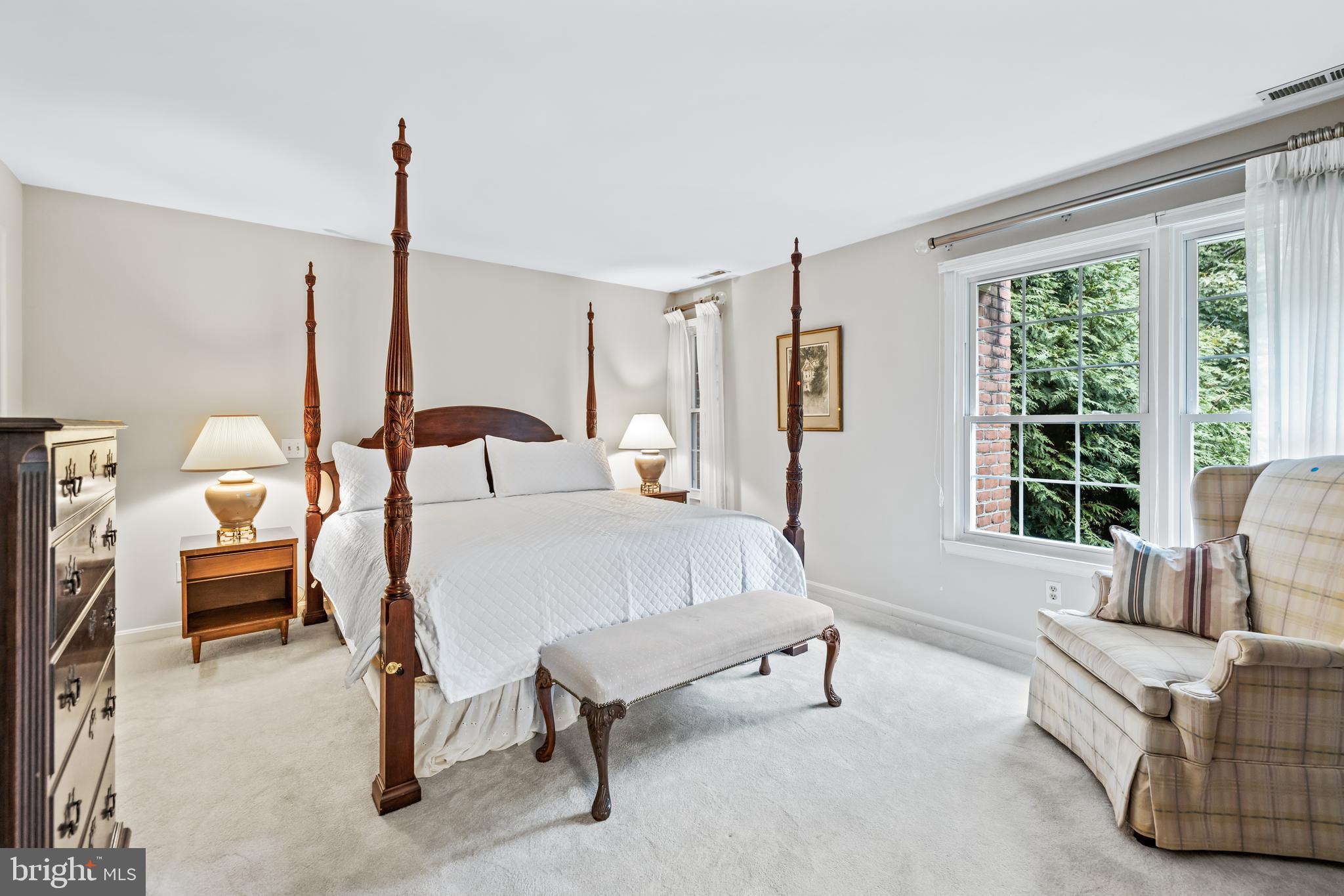 THE MEADOWS OF GREEN SPRING - Residential