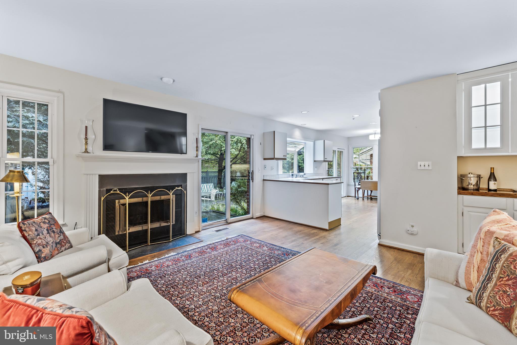 THE MEADOWS OF GREEN SPRING - Residential