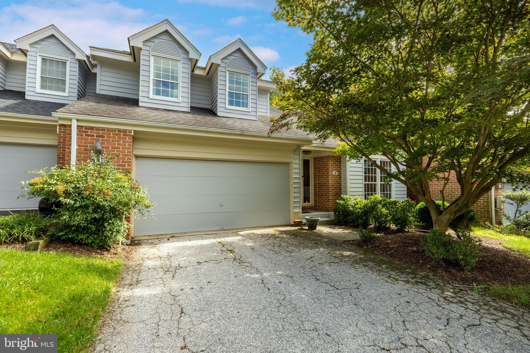 THE MEADOWS OF GREEN SPRING - Residential