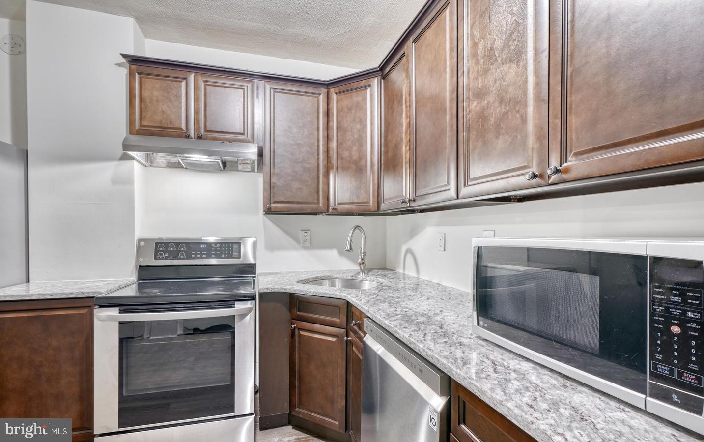 PATTERSON PLACE - Residential