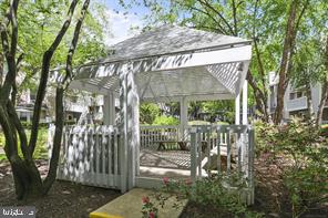 GABLES OF TUCKERMAN - Residential Lease