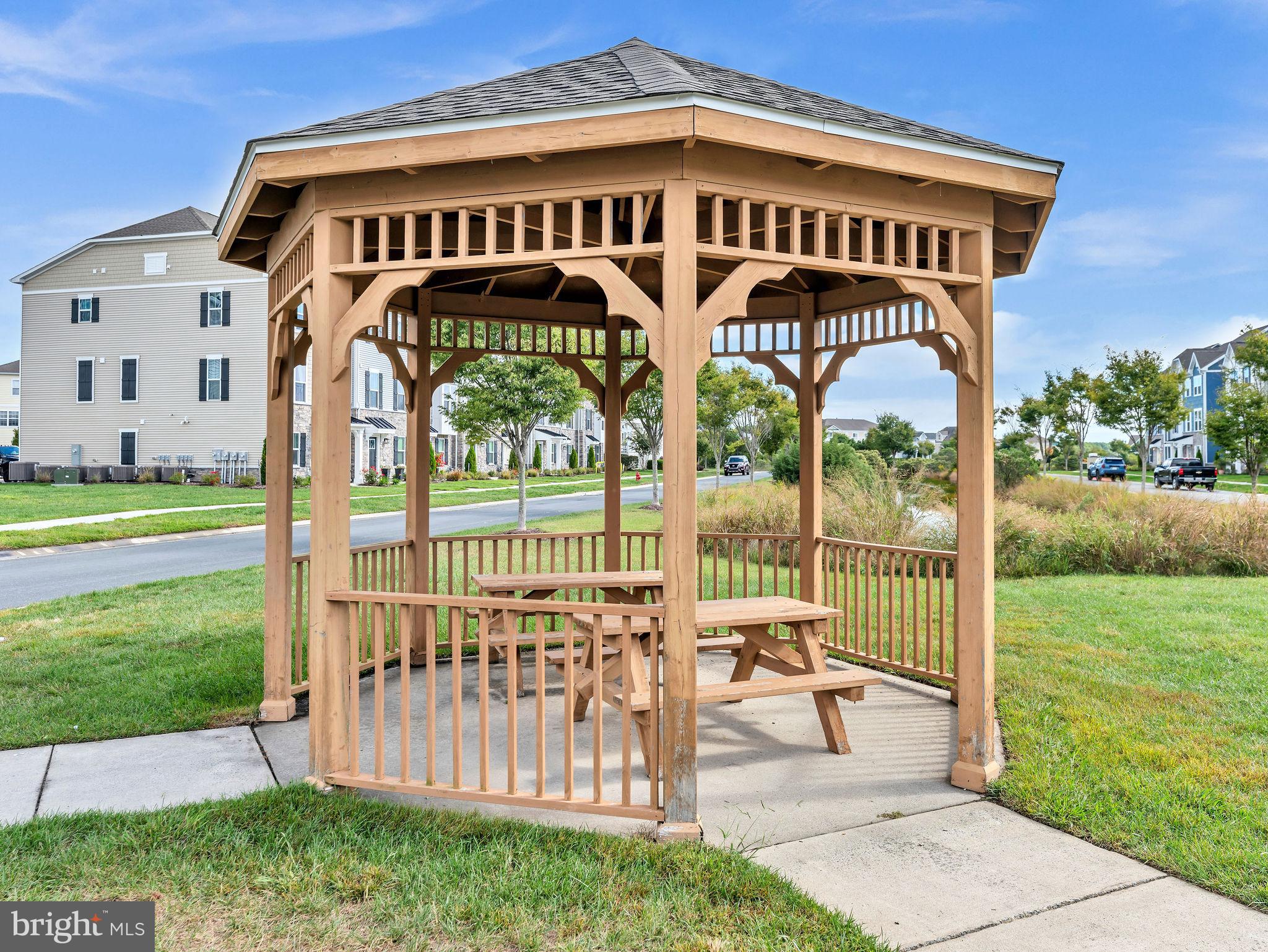 BAYSIDE - Residential