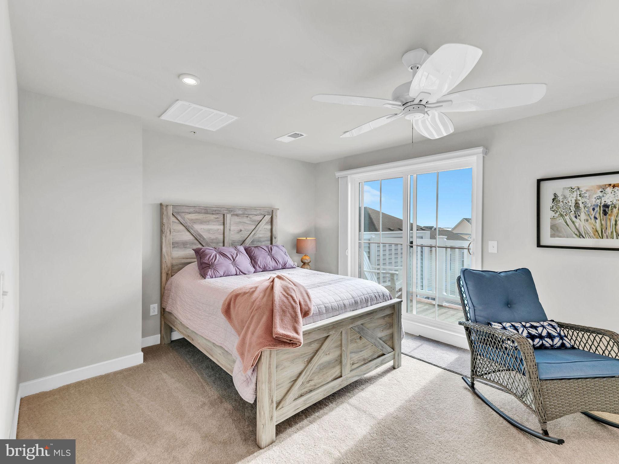 BAYSIDE - Residential