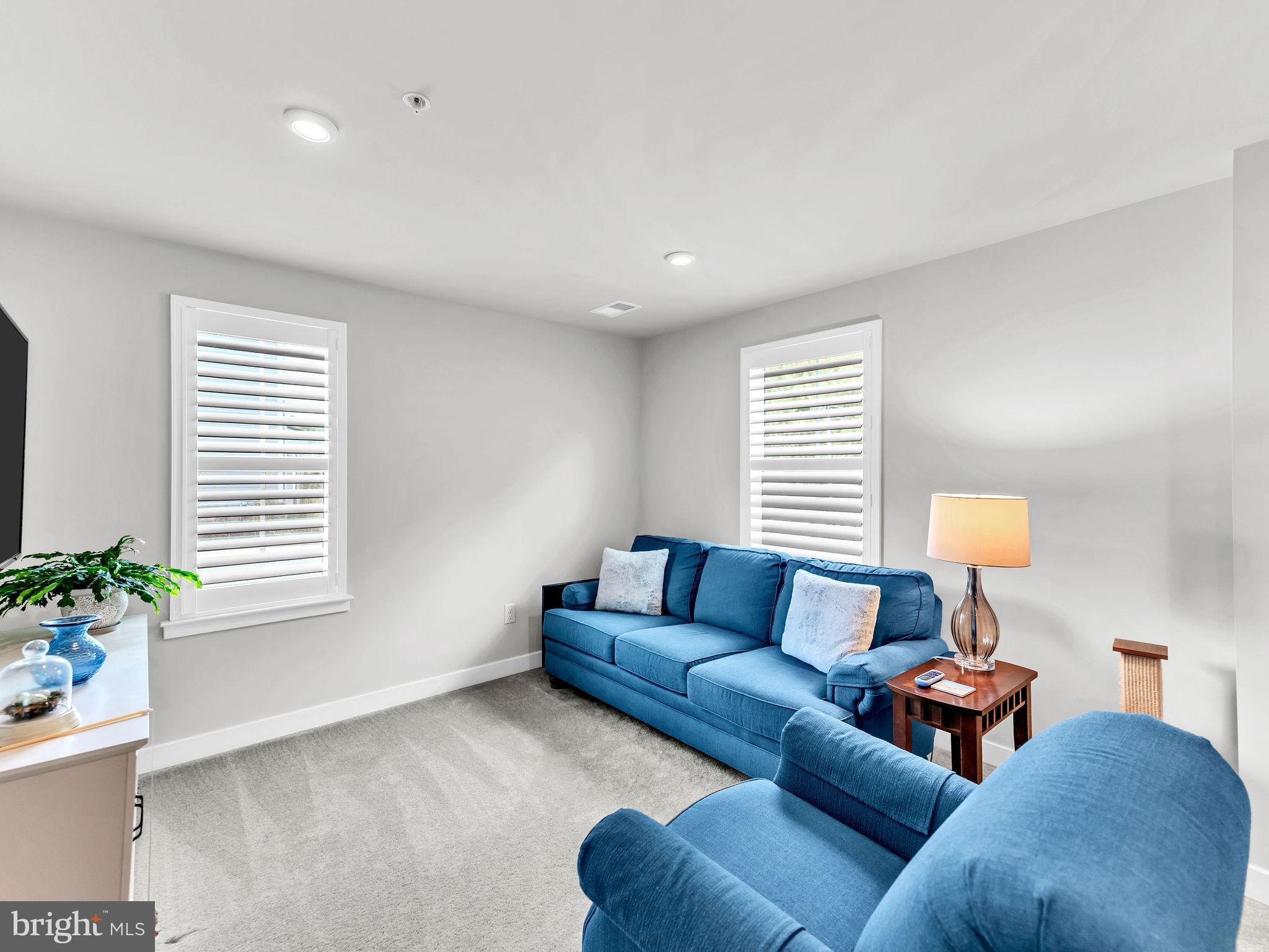 BAYSIDE - Residential