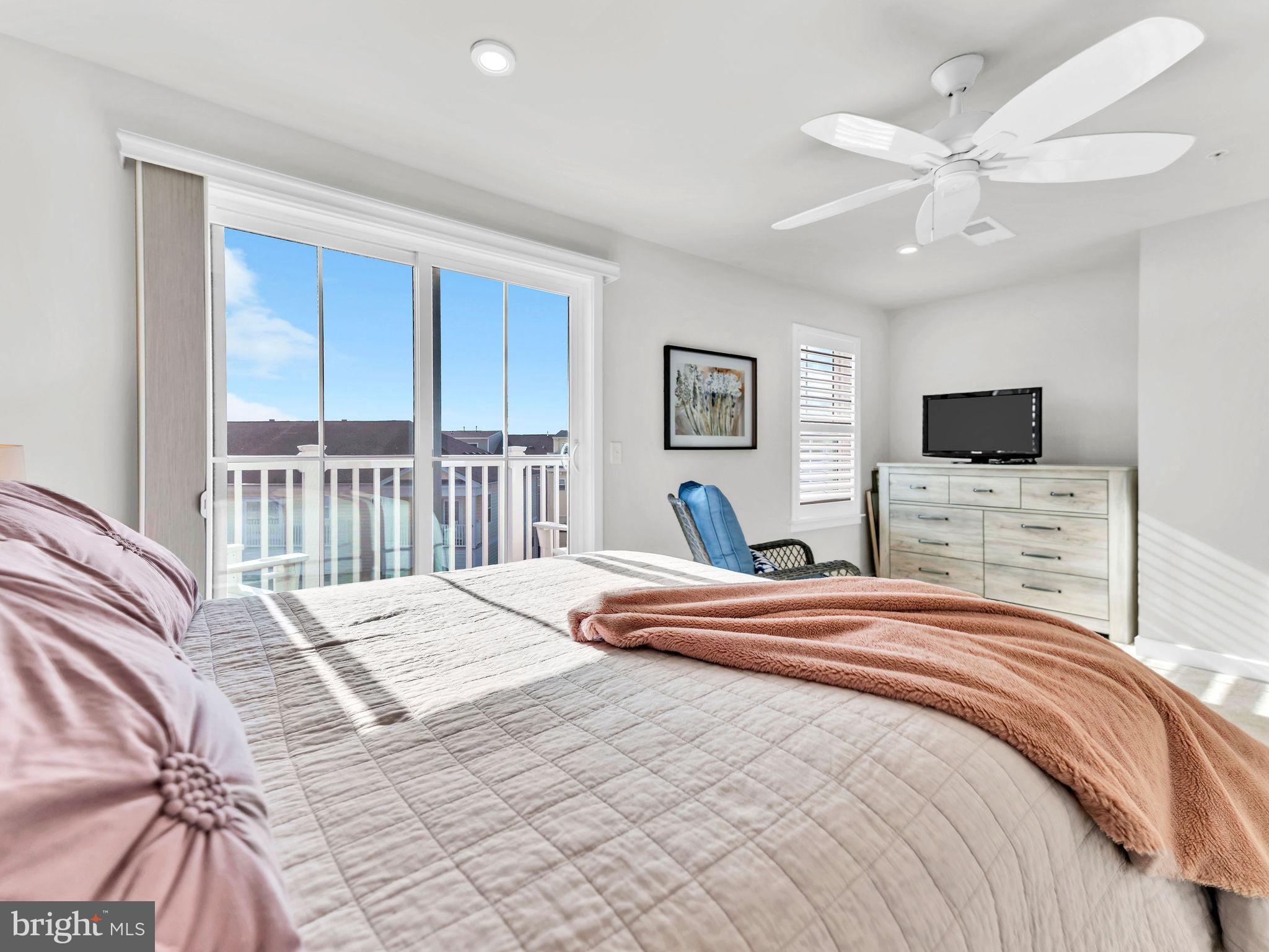 BAYSIDE - Residential