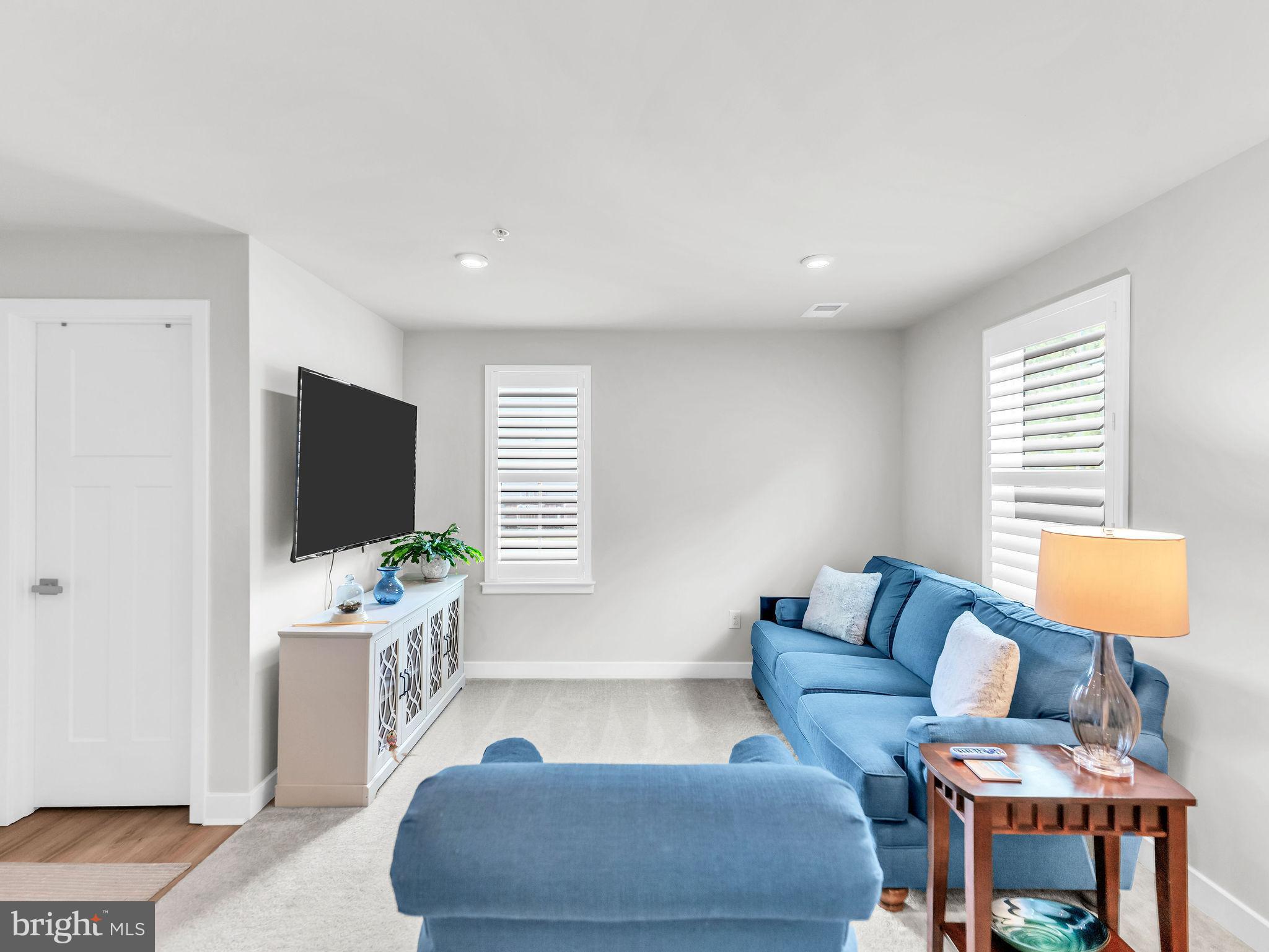 BAYSIDE - Residential