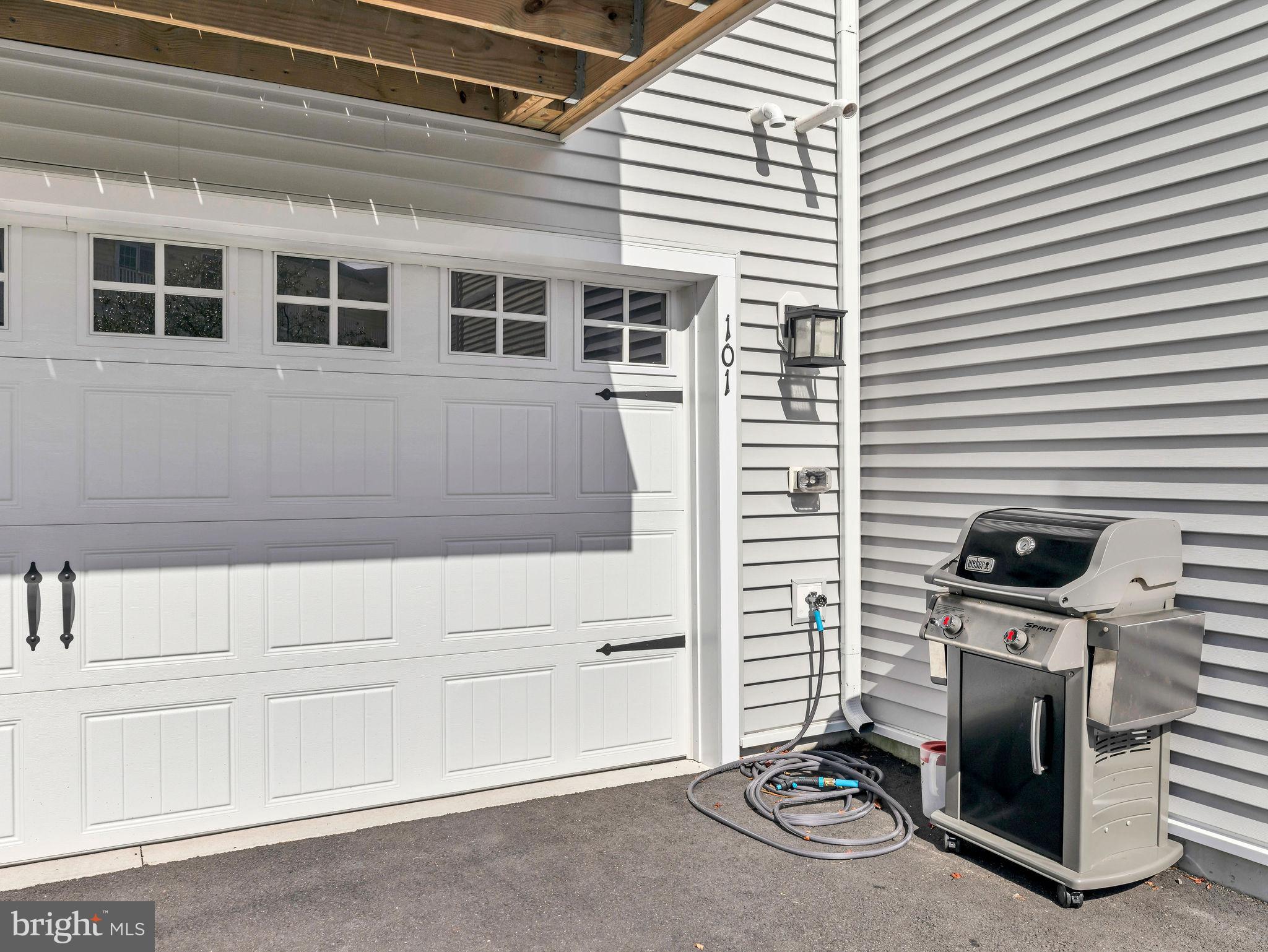 BAYSIDE - Residential