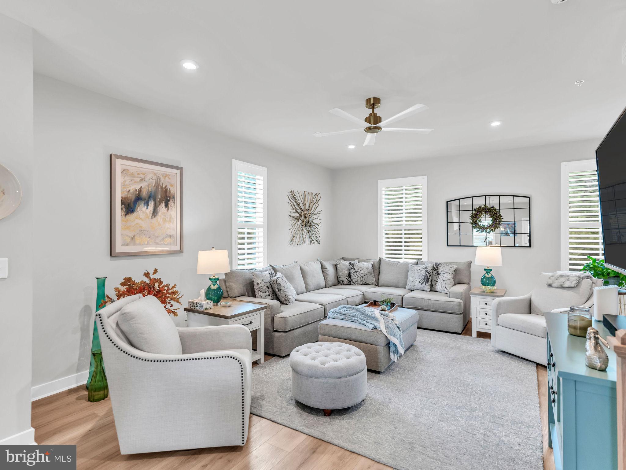 BAYSIDE - Residential