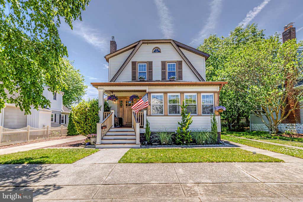 Photo of 34 E Dawes Avenue, SOMERS POINT, NJ 08244 (MLS # NJAC2025676)