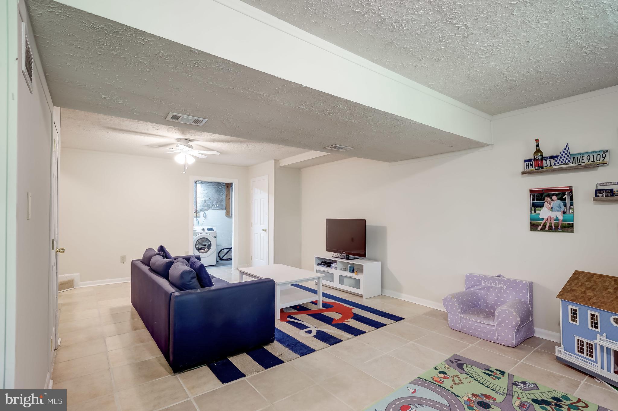 WHITE OAK - Residential