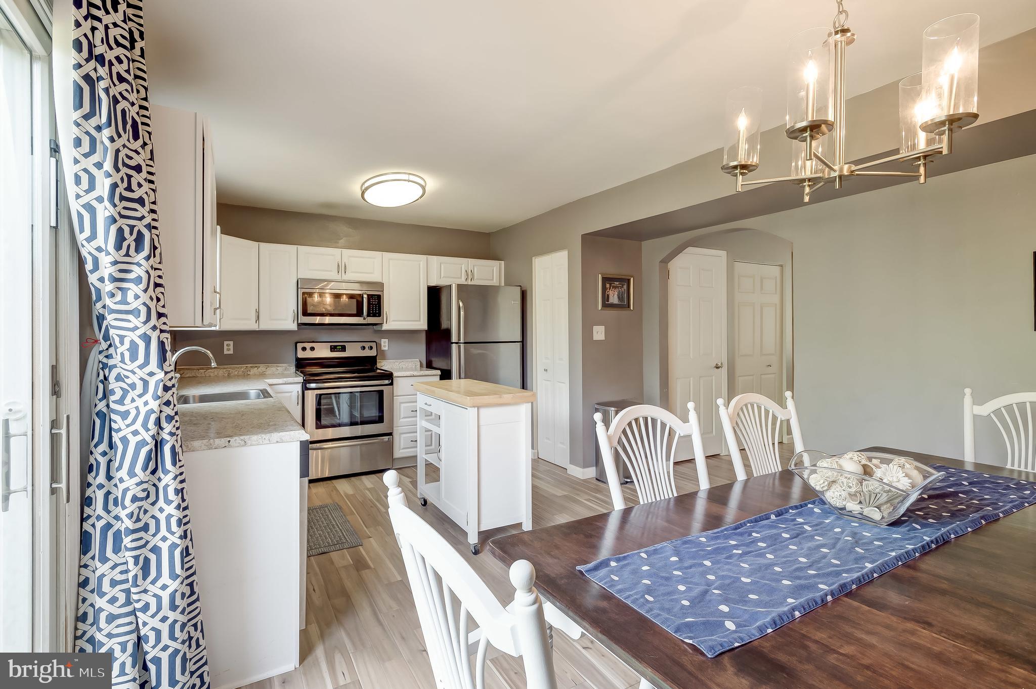 WHITE OAK - Residential