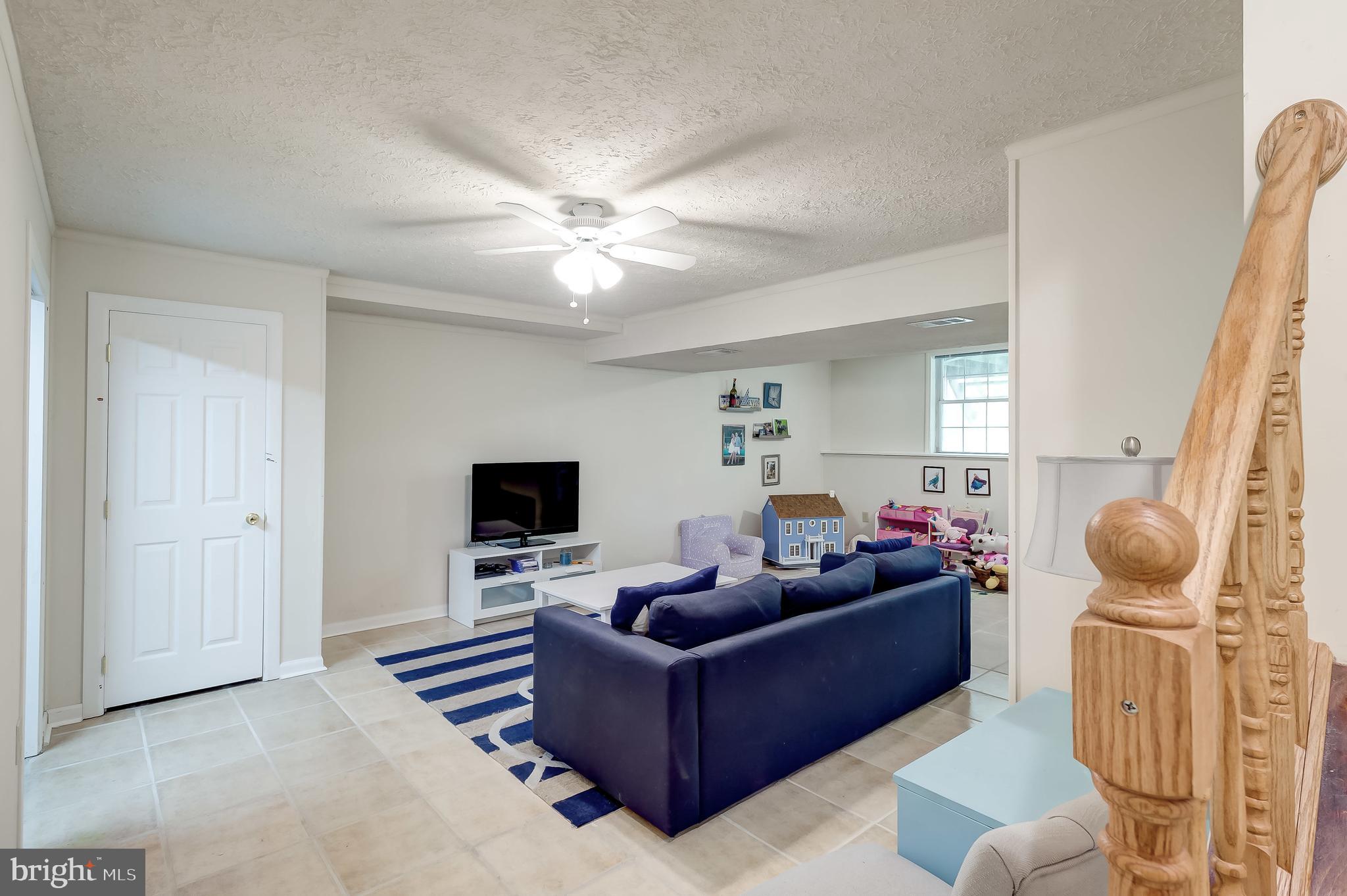 WHITE OAK - Residential