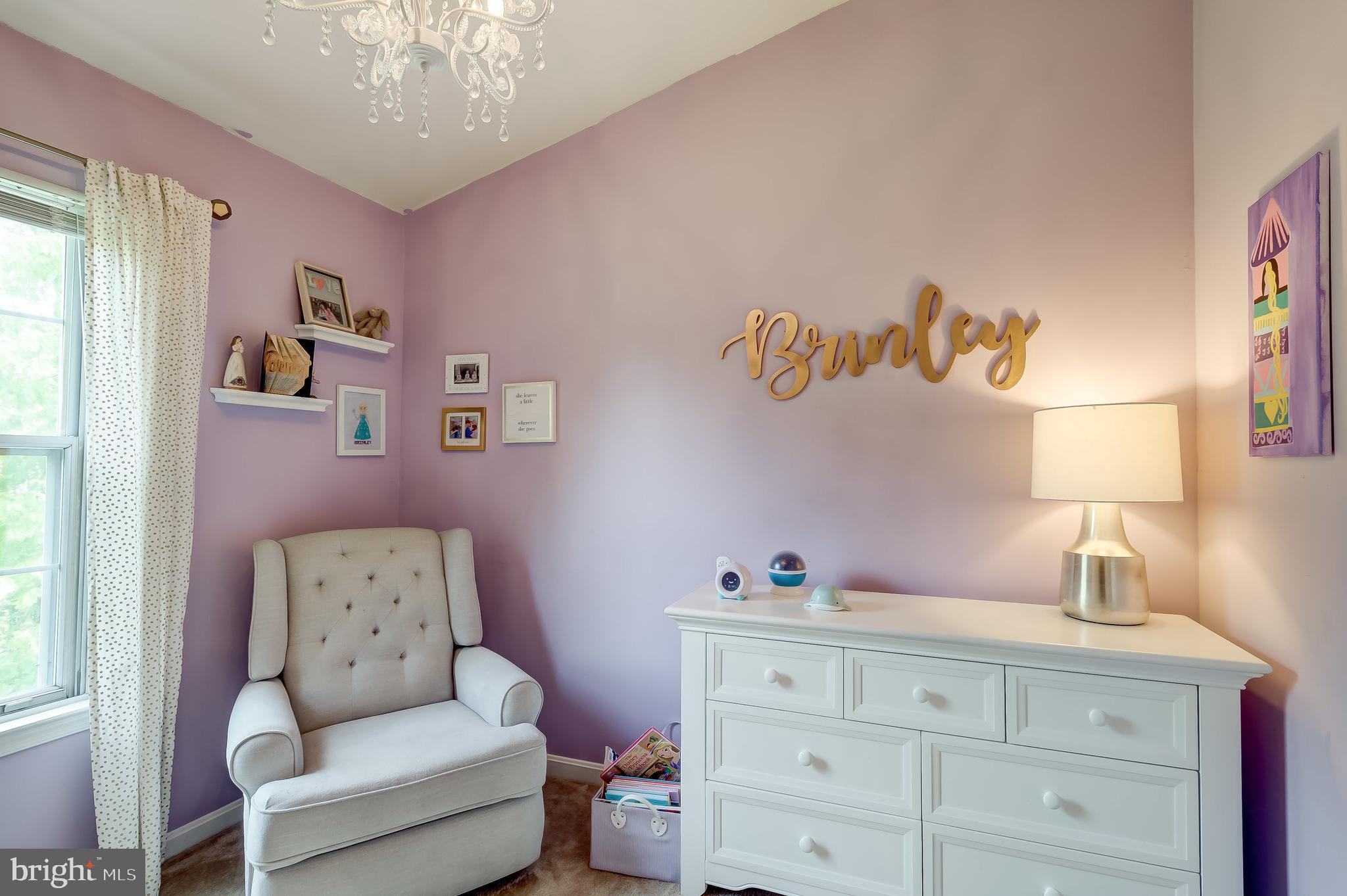 WHITE OAK - Residential