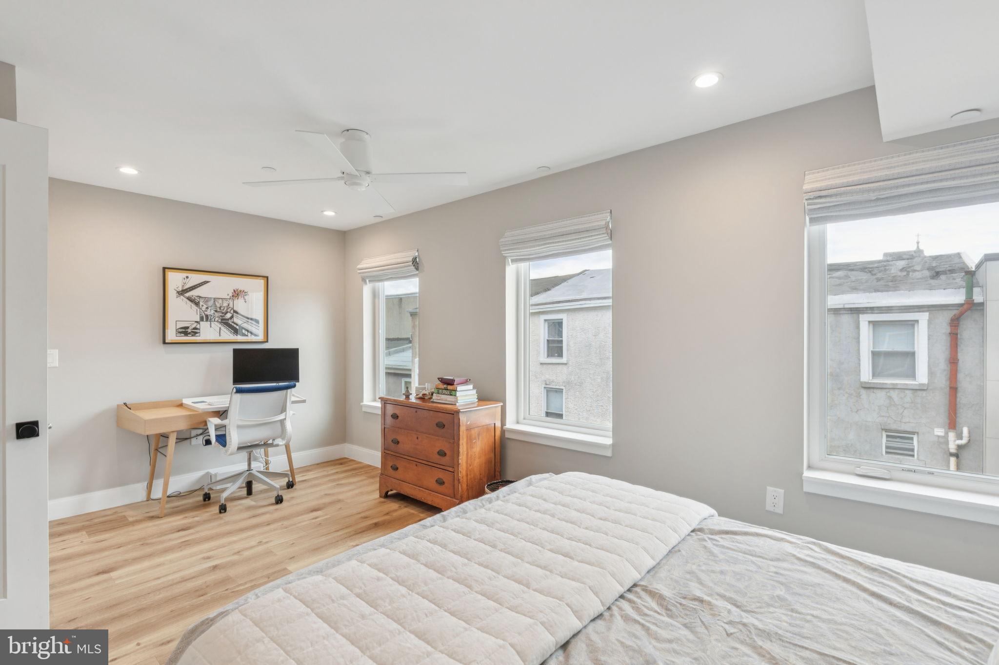 OLDE KENSINGTON - Residential