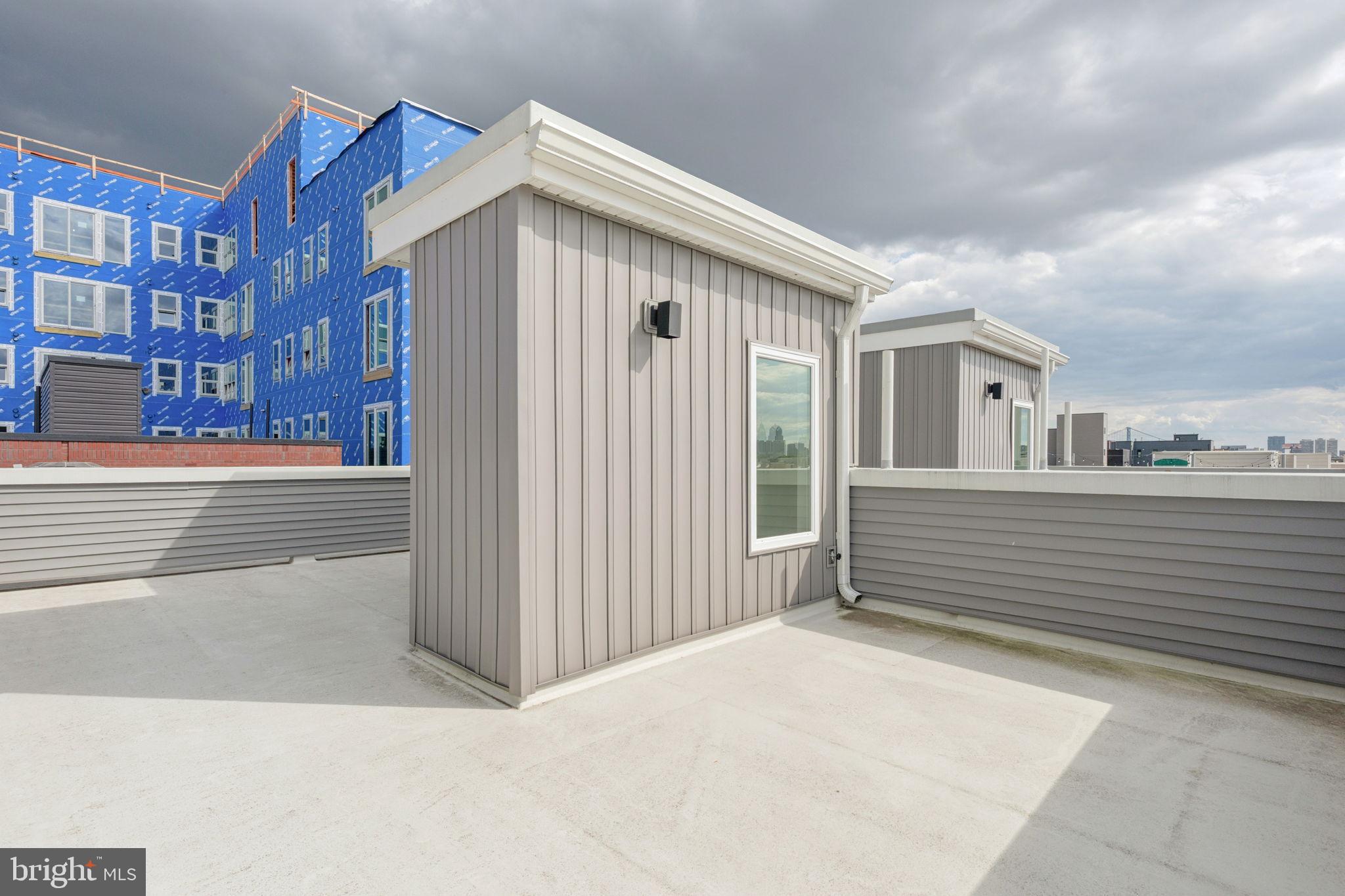 OLDE KENSINGTON - Residential