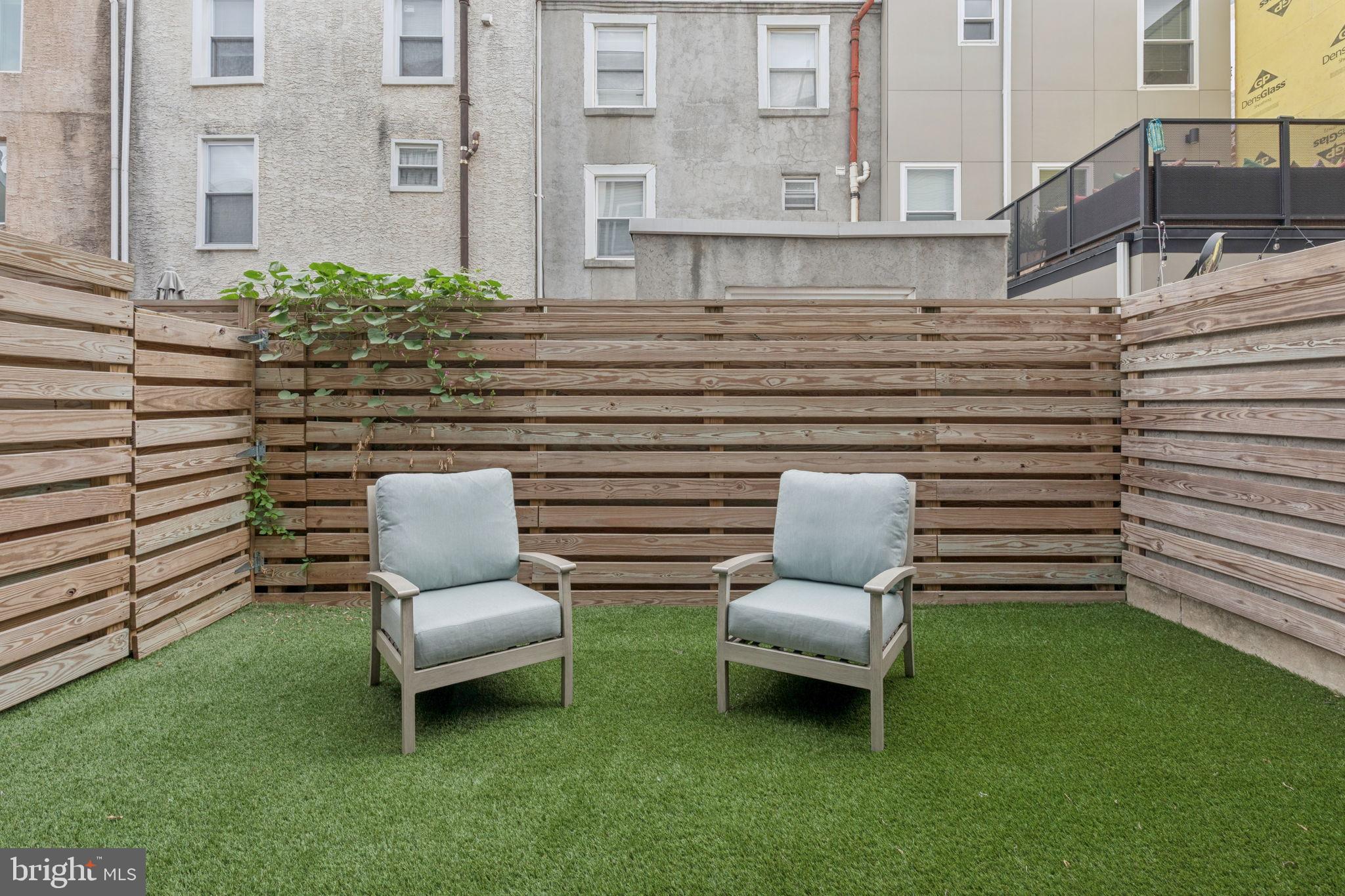 OLDE KENSINGTON - Residential