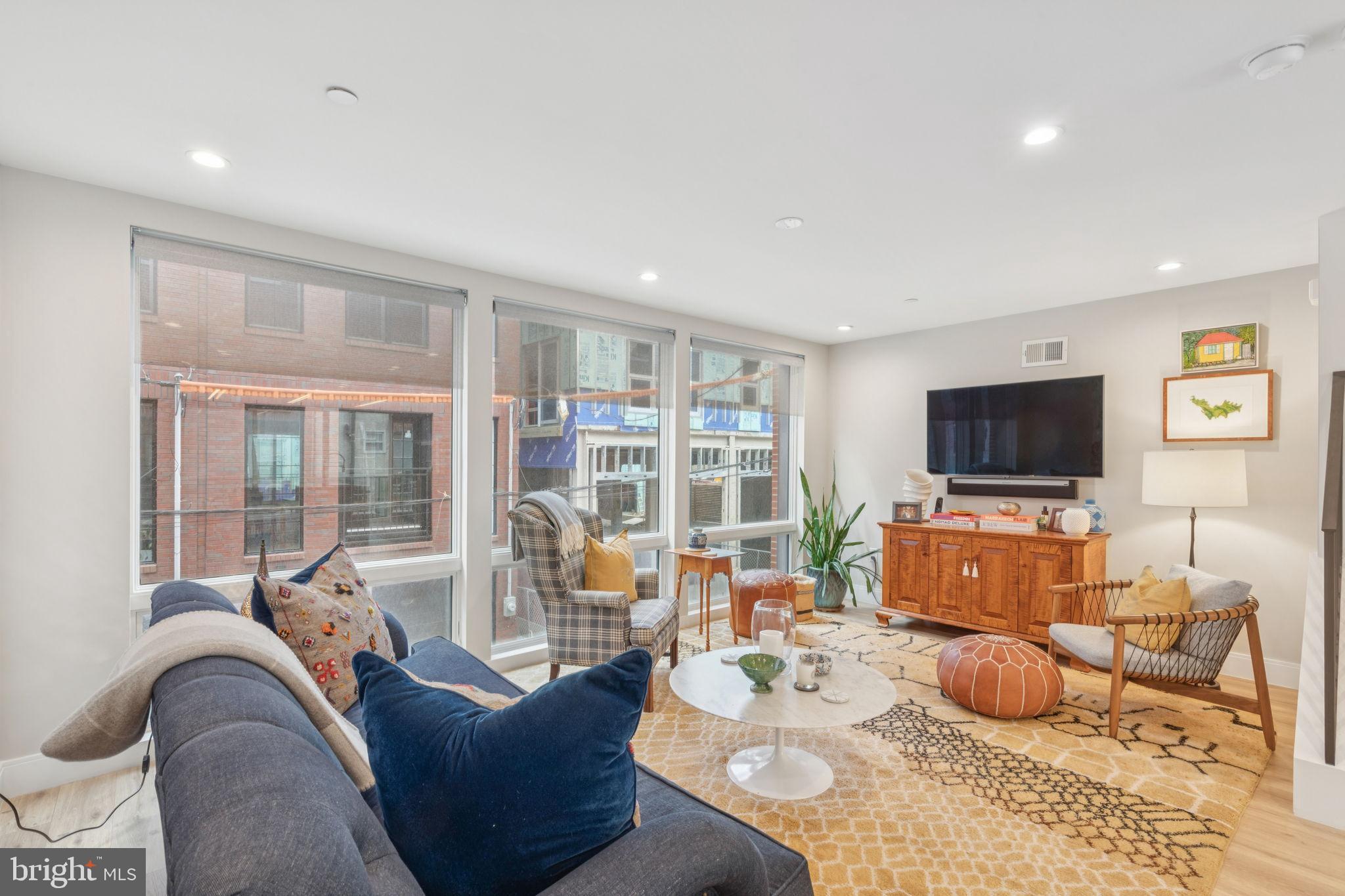 OLDE KENSINGTON - Residential