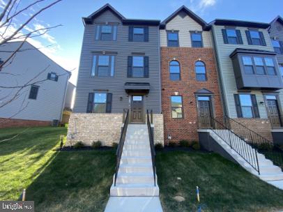 Townhouse For Rent - 1100 Rampart Drive<br/> FREDERICKSBURG, VA 22401