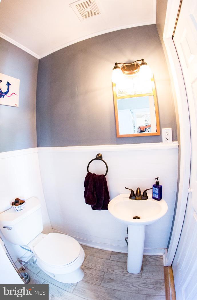 CENTREVILLE HEIGHTS - Residential