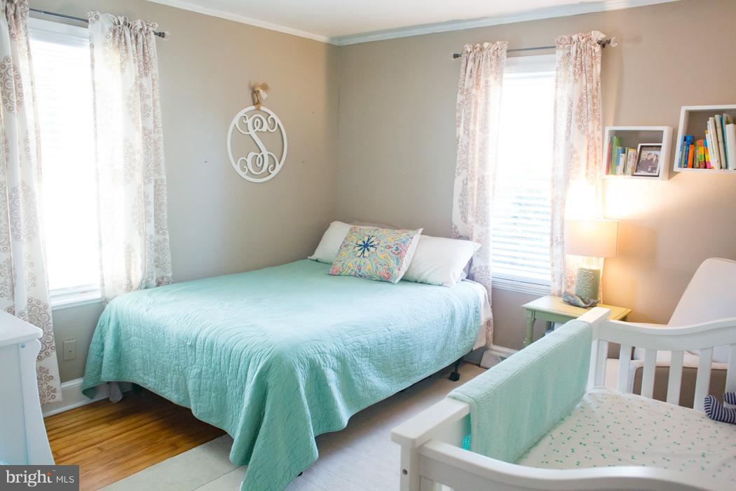 CENTREVILLE HEIGHTS - Residential