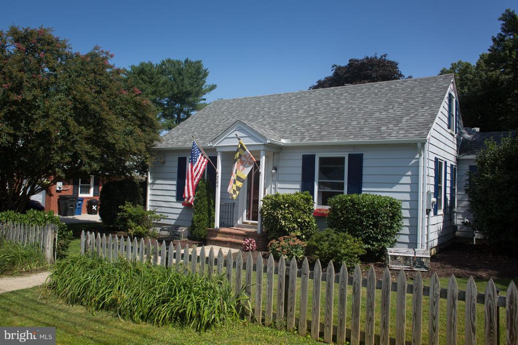 CENTREVILLE HEIGHTS - Residential