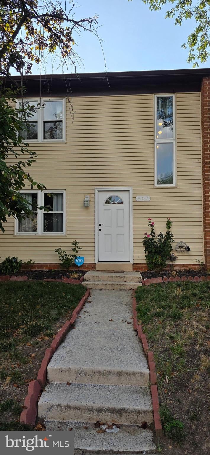 507 CRESTWOOD STREET SW