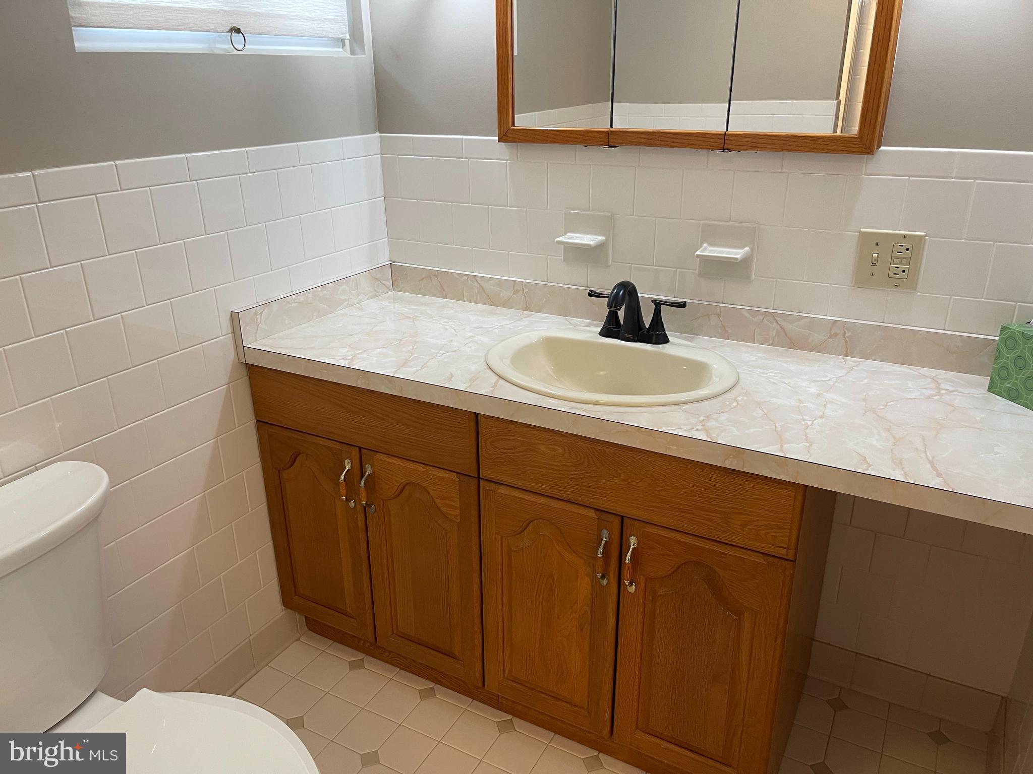 OREHMS HEIGHTS - Residential Lease