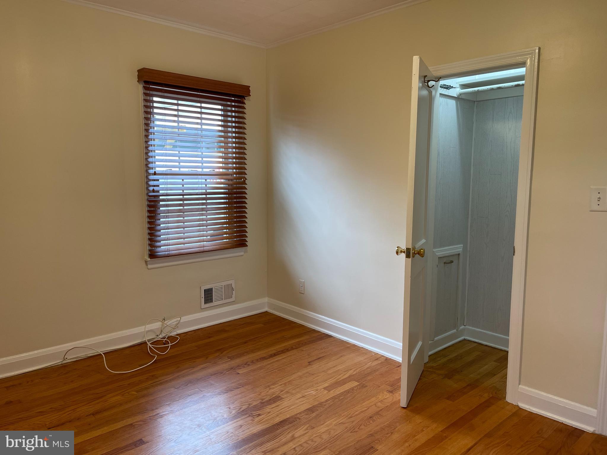 OREHMS HEIGHTS - Residential Lease