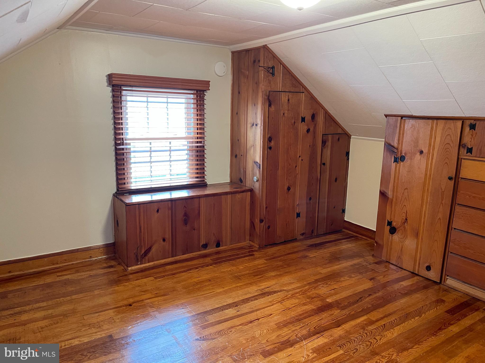 OREHMS HEIGHTS - Residential Lease